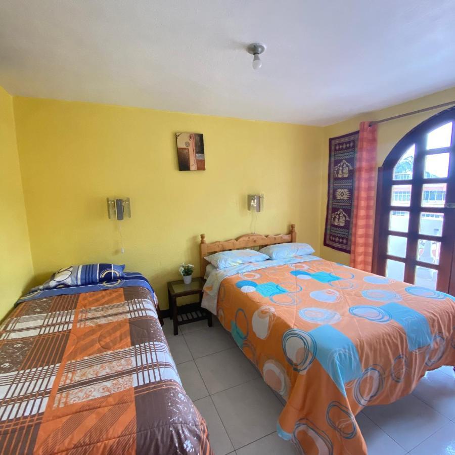 Hostal Chasqui Otavalo Exterior photo