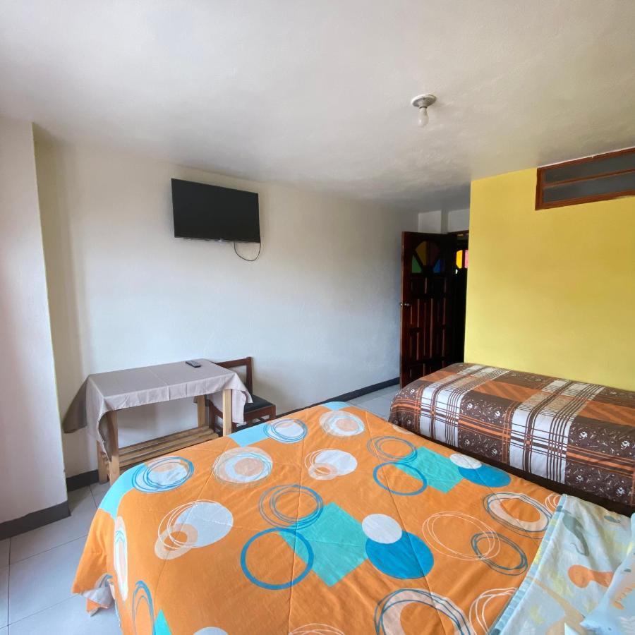 Hostal Chasqui Otavalo Exterior photo