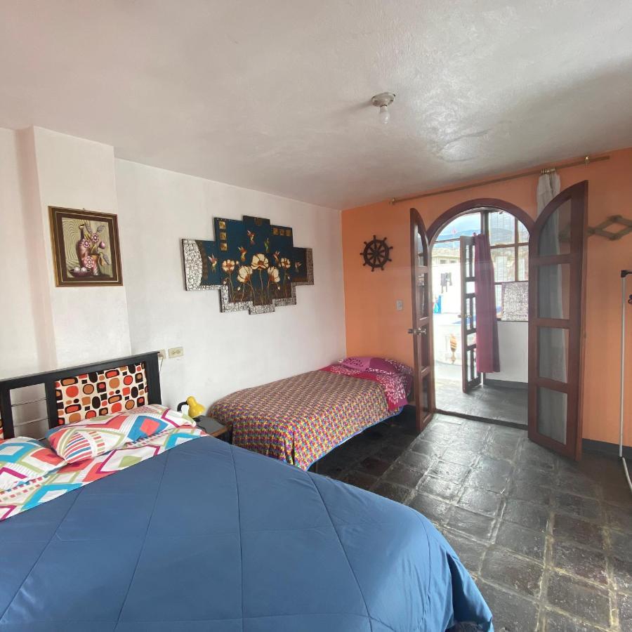 Hostal Chasqui Otavalo Exterior photo