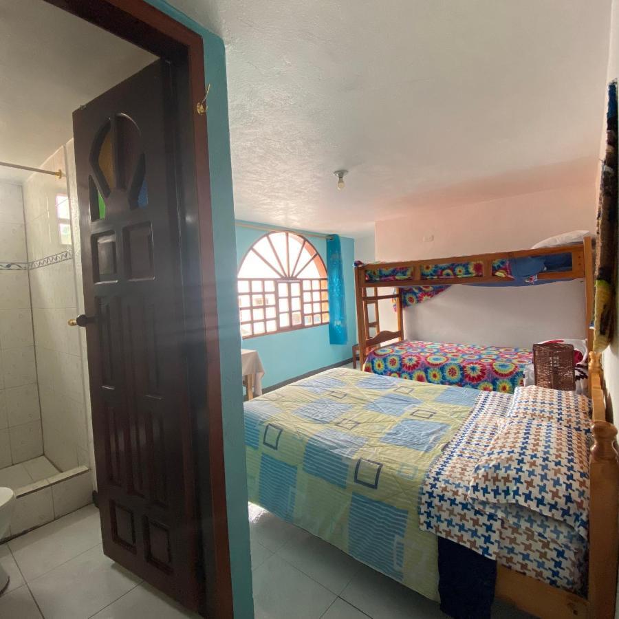 Hostal Chasqui Otavalo Exterior photo