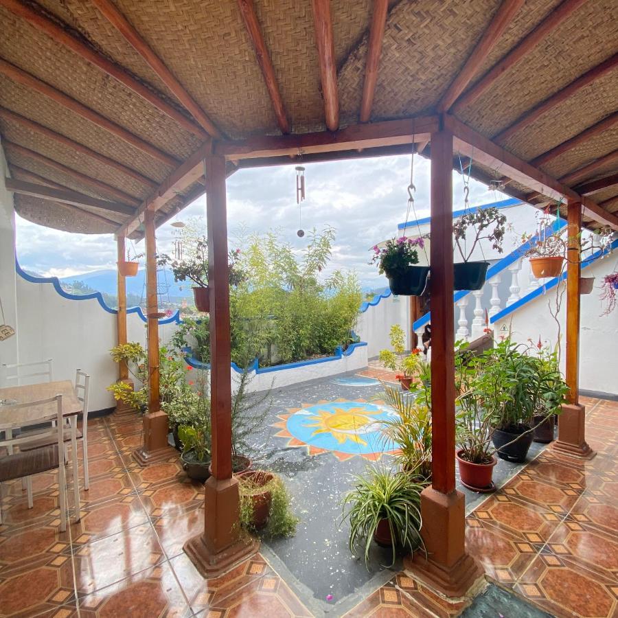 Hostal Chasqui Hostel Otavalo Exterior photo