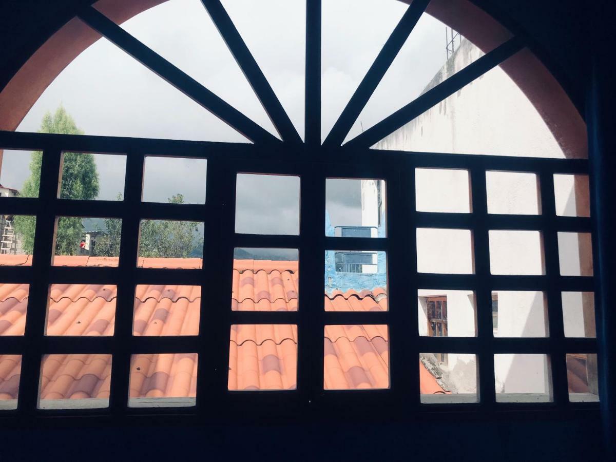 Hostal Chasqui Otavalo Exterior photo